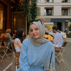 Azra Betül Işık