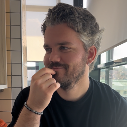 EMRE ÖDEN